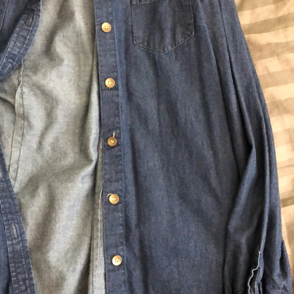 The limited light Jean shirt! - Picture 5 of 5